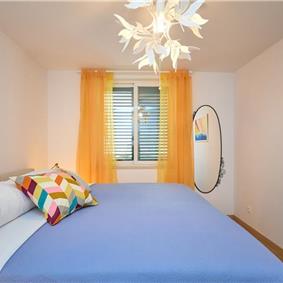 3 Bedroom Apartment with 2 Balconies near Dubrovnik Old Town, Sleeps 5-6